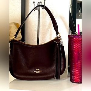 Coach shoulder bag in oxblood
